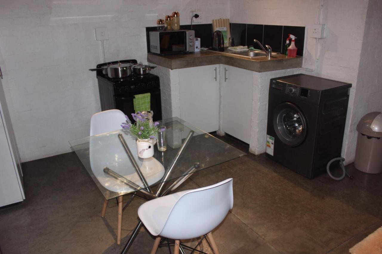 Cozy Apartment In The Center Of Maboneng With Free Wifi Johannesburg Esterno foto