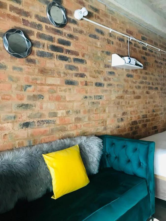 Cozy Apartment In The Center Of Maboneng With Free Wifi Johannesburg Esterno foto